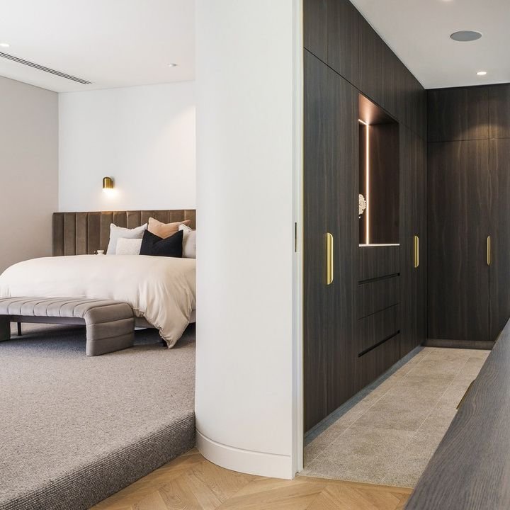 A unique design feature, our Coolbinia residential project features an expansive walk-in robe adjacent to the master bedroom.

Client / Private
Interior Design / @urbani.design
Builder / @builtink
Location / Coolbinia