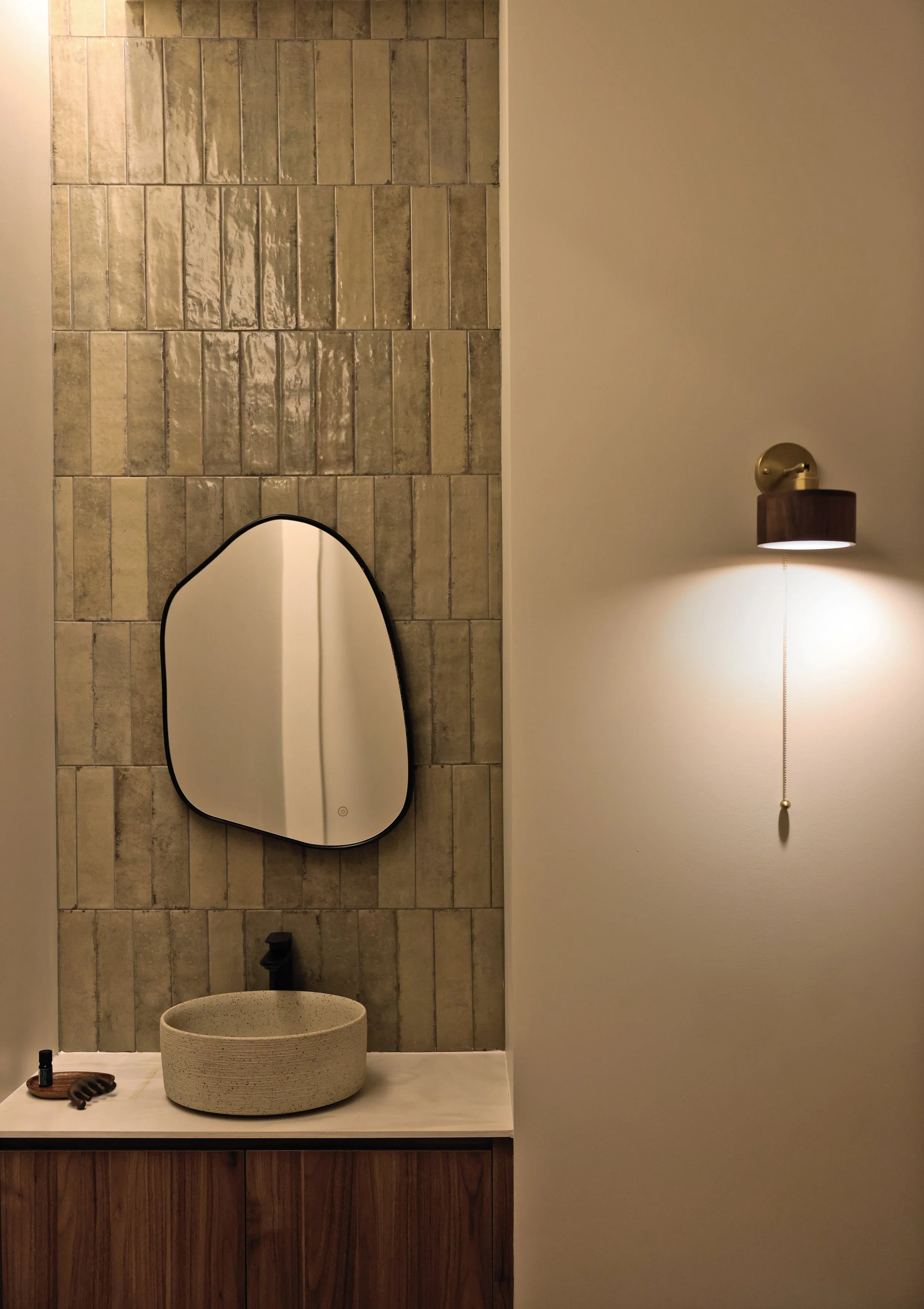 012_SARAH URBANI_AMBIENCE WELLNESS_PhotographyByMattBiocich.jpeg