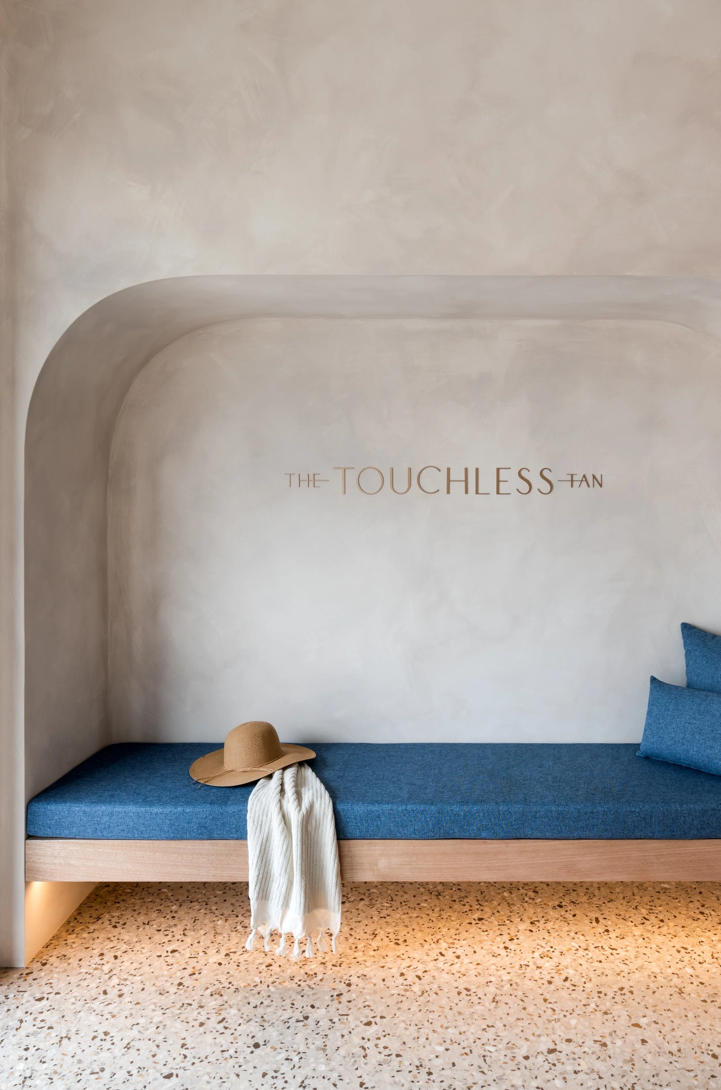 The Touchless Tan