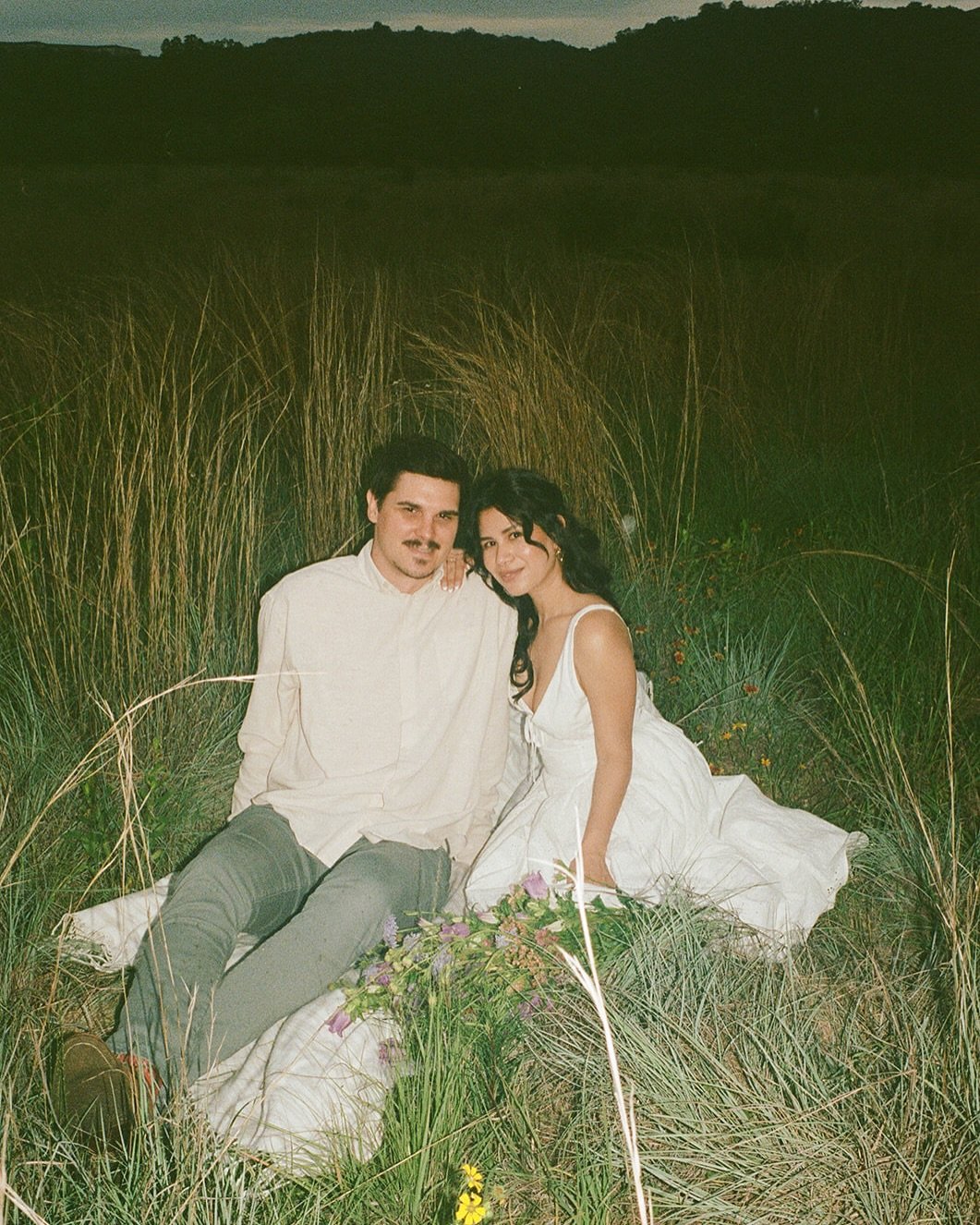 What&rsquo;s the point of an engagement session? 
I know you hear &ldquo;for save the dates/invites&rdquo; or &ldquo;to get to know your amazing photographer&rdquo; and yes, those are both options. But in my opinion, it&rsquo;s about documenting the 