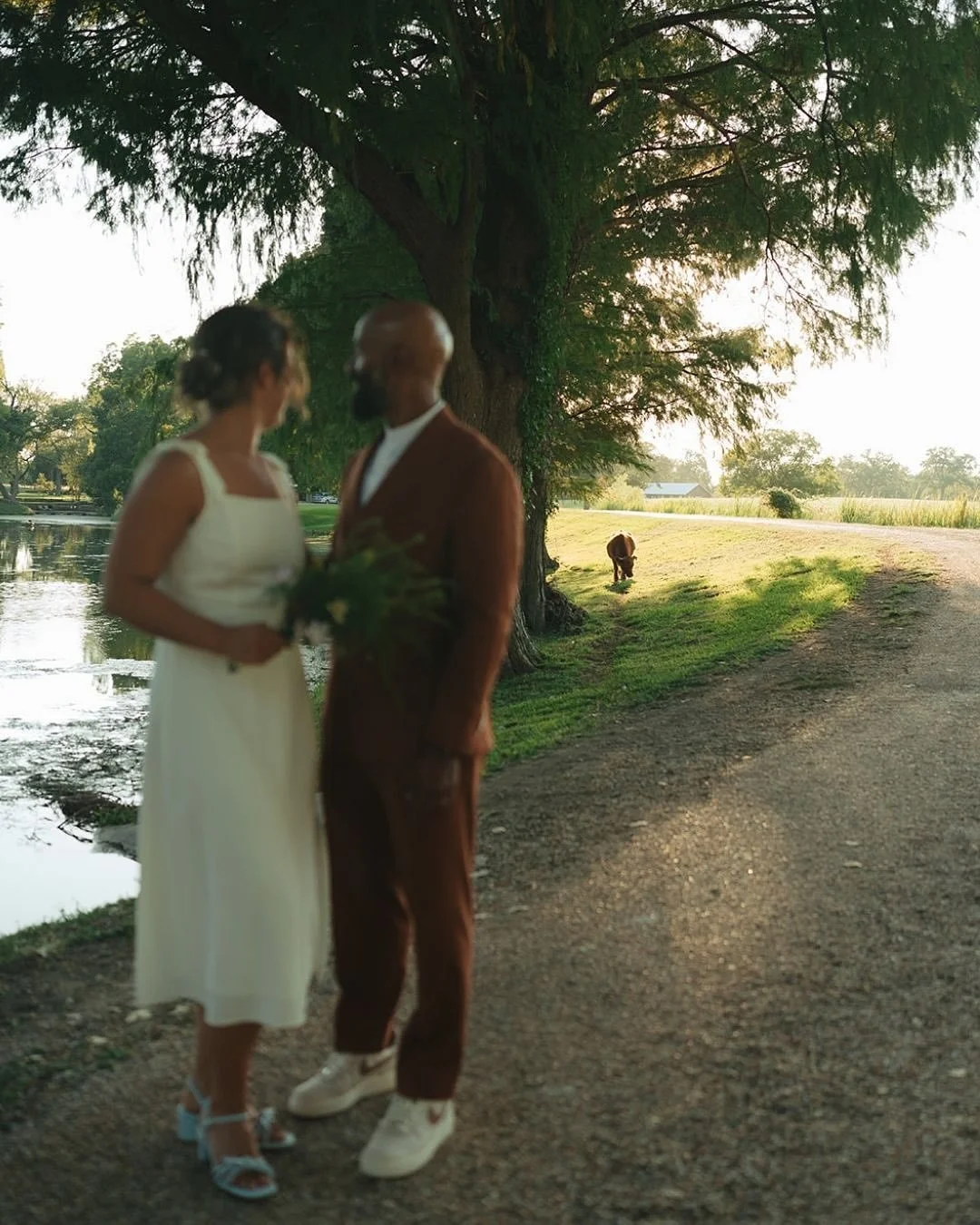 A wedding day that felt like elevated  summer camp. Bonfire vibes with the sweetest people. A beautiful sunset surrounded by greenery (and animals!) everywhere. A ceremony honoring both their cultures and traditions. Happy and kind guests. Good food.