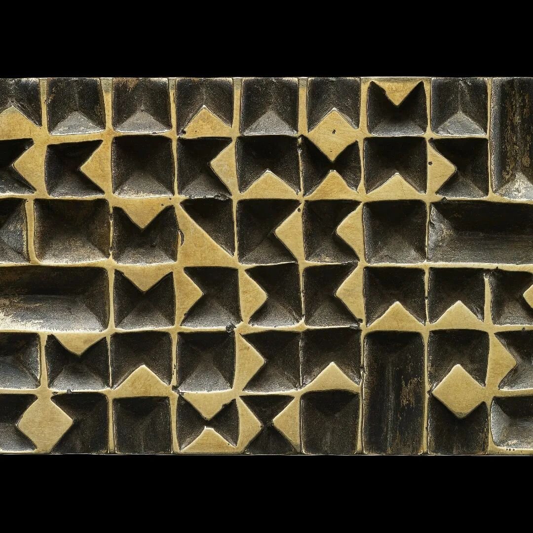 FIVE tickets remain for our evening 'The Art of Medals' on Friday 9 September.

Pictured is one of the medals featured in our collection, entitled 'Patterns of Society' by Jonathan Kelly

Jonathan was the first prize winner of the Student Art Medal P
