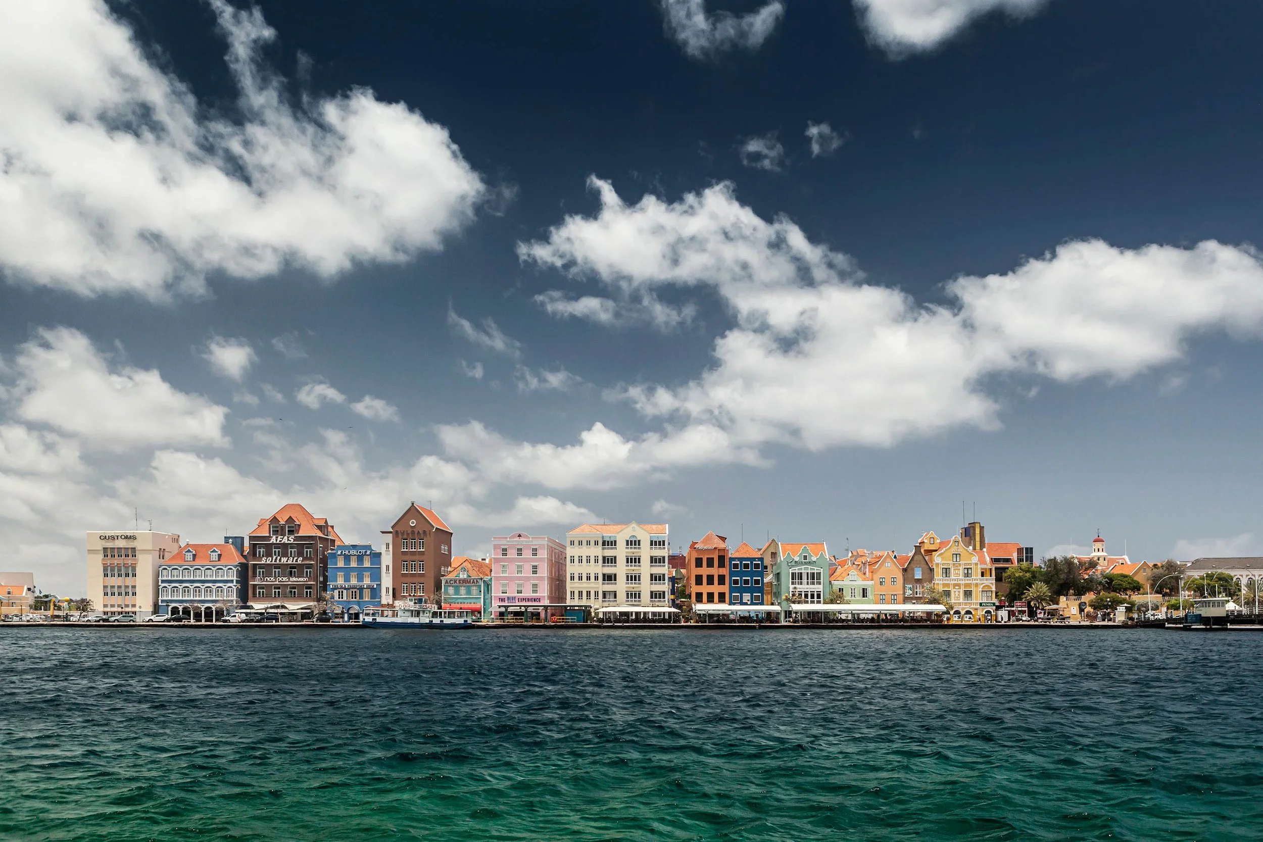 Handelskade Willemstad Curaçao 2779 WLR.jpg