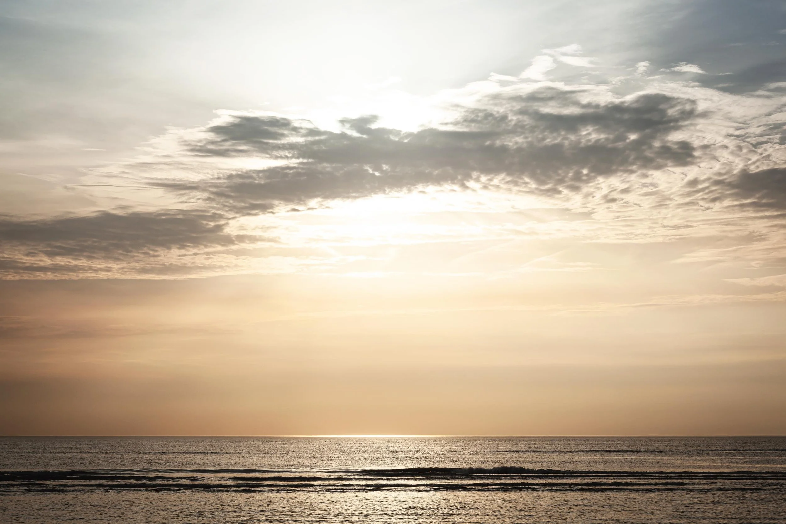 Sunset Bloemendaal Beach strand Netherlands William Maanders WLR 8641.jpg