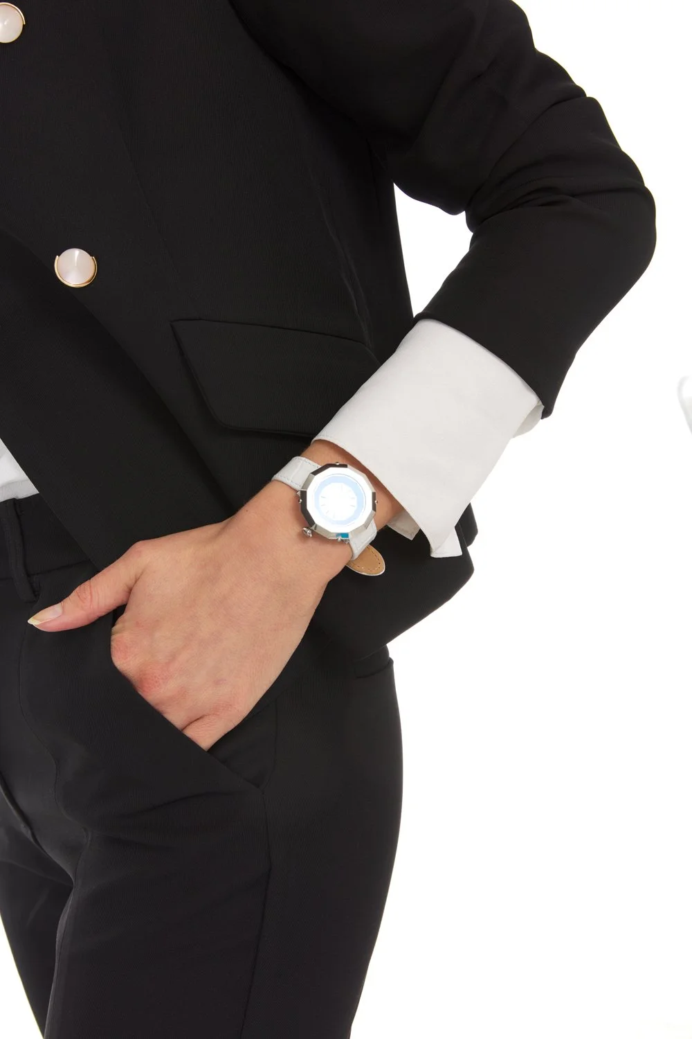WATCHES-NYC-Photo-Group-video-amazon-ecommerce-white-background-flat-mannequin-Rich-Media222.jpg