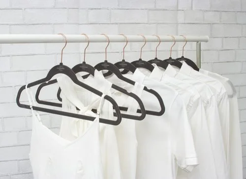 hangers-nyc-photo-group-amazon-ecommerce-new-york-20.jpg