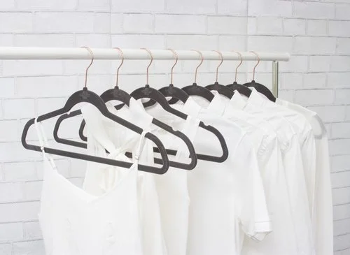 hangers-nyc-photo-group-amazon-ecommerce-new-york-19.jpg