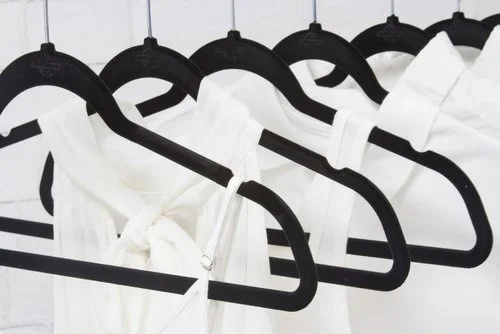 hangers-nyc-photo-group-amazon-ecommerce-new-york-21.jpg