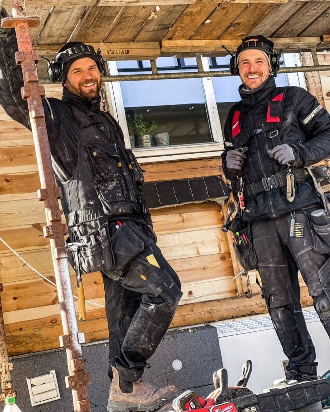 Dagene flyr i godt lag! 

M&oslash;t Mathias, min nye kollega og samarbeidspartner. Eier og driver @mbekkevold_bygg.
Vi g&aring;r helt tilbake til byggfag hvor vi gikk i samme klasse, s&aring; vi kjenner hverandre godt. Fint &aring; samarbeide med no