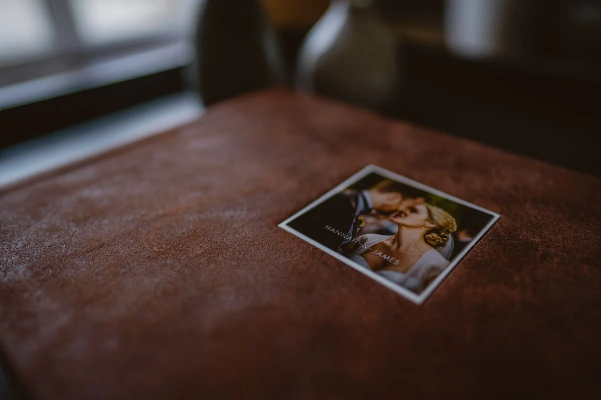 Queensberry Wedding Albums by Manu Mendoza Wedding Photography