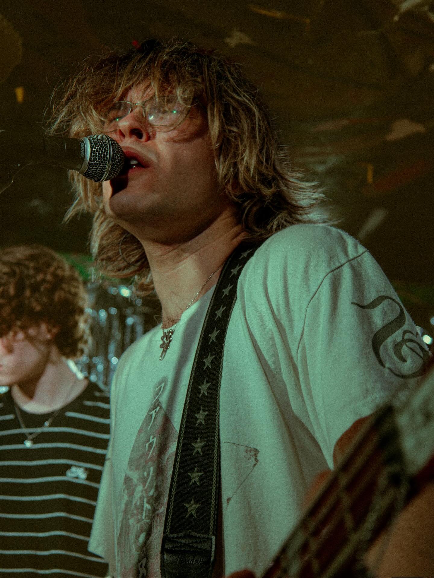 @dogsaintsdogsaints for @pindropzine at @windmillbrixton 🩶