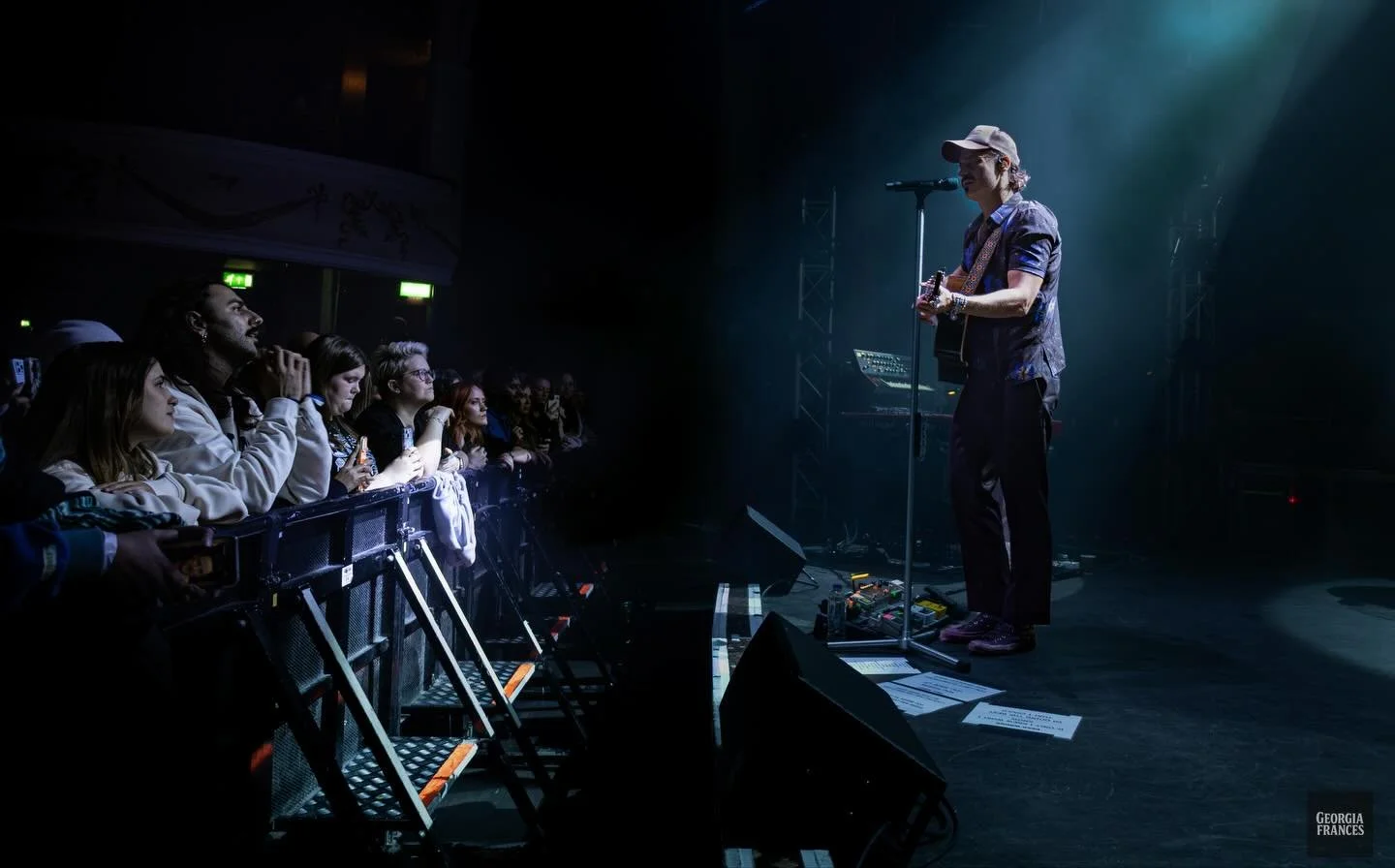 part 2. of shooting @thefray at @o2sbe 
insanity!