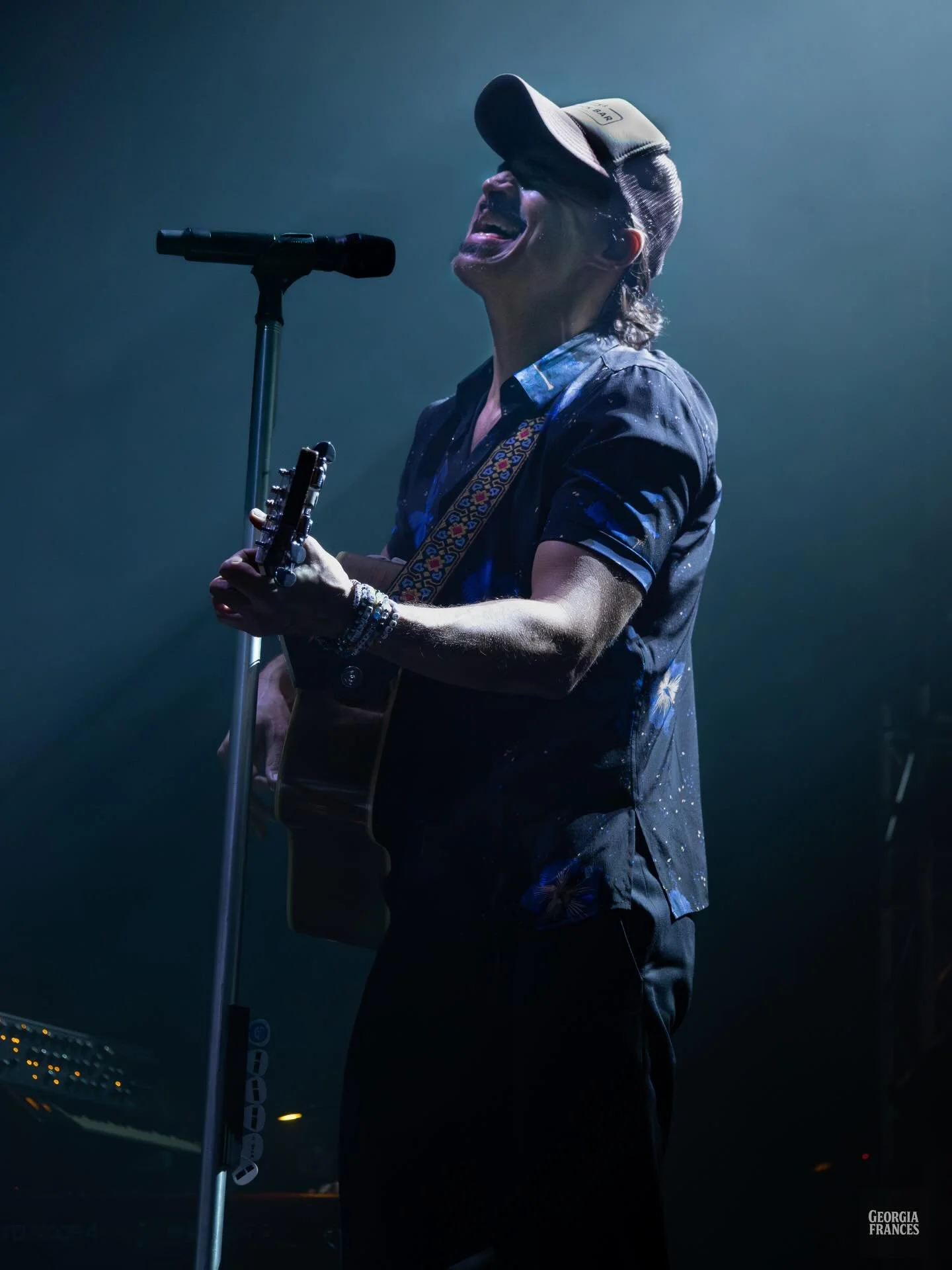 one of my favourite bands shot by ME!
a milestone moment for me, shooting the bands who soundtrack my life
HUGE thank you to @thefray for having me🩶