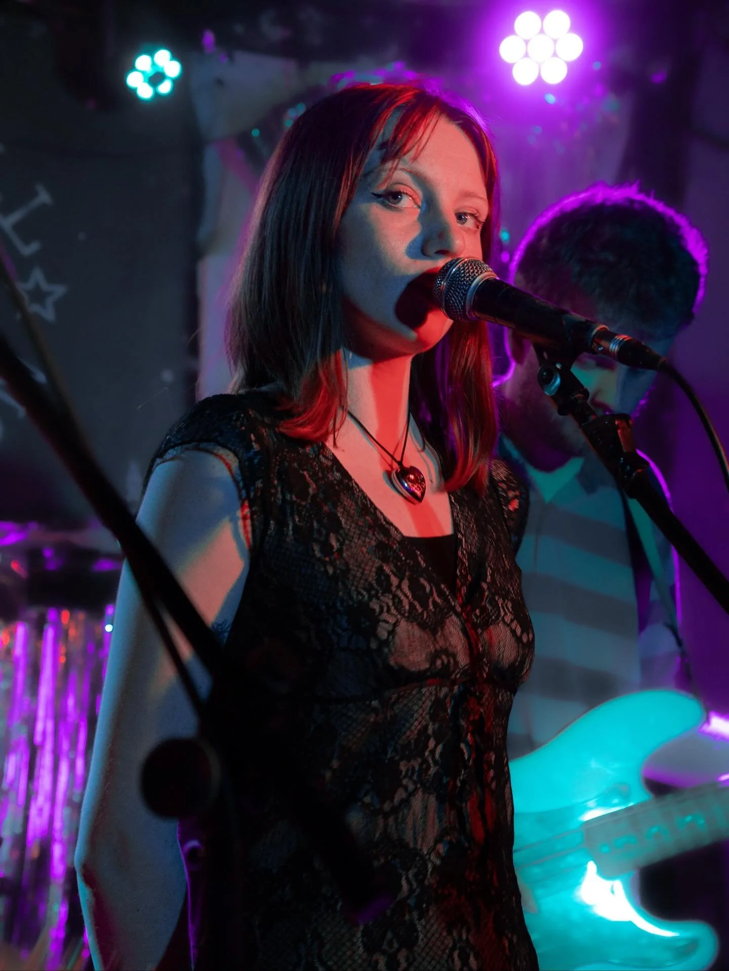 @contrail_band for @pindropzine at @windmillbrixton 🩶