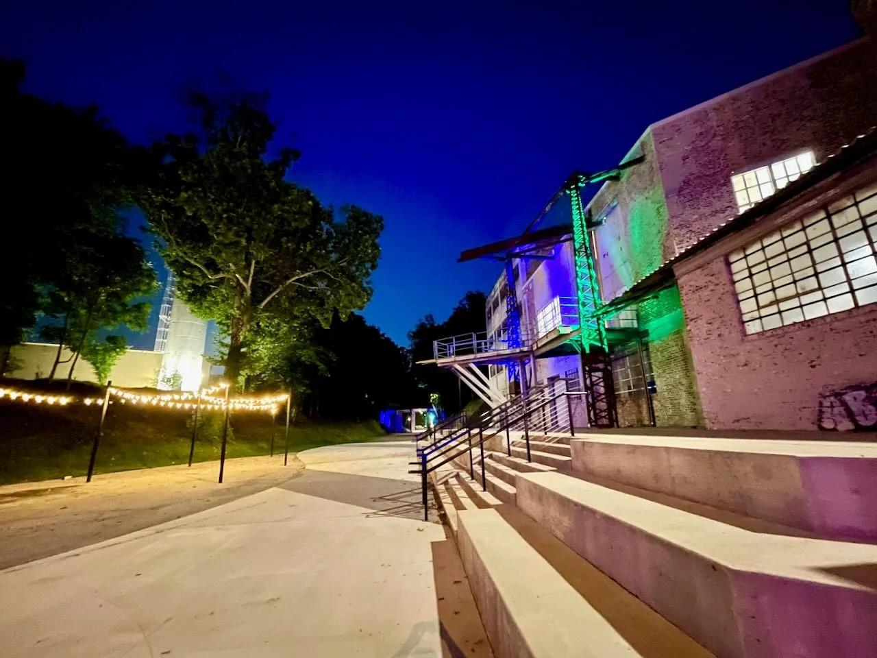 The Ravine - Memphis, Tennessee