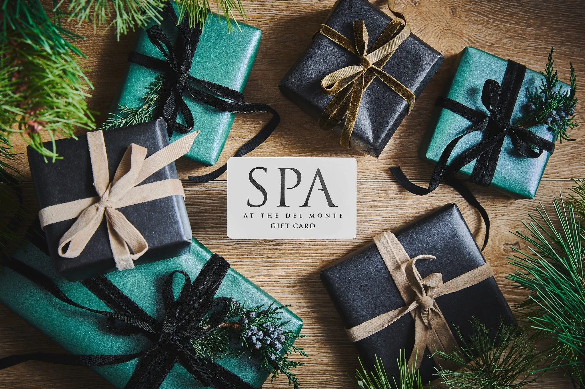 Presents + pampering? Our kind of holiday combo. 🎁🧖&zwj;♀️ 
&middot;
&middot;
Don't forget to visit the Spa at the Del Monte for your one-stop-holiday-shop! 
&middot;
Don't forget to visit the Spa at the Del Monte for your one-stop holiday shop! ho