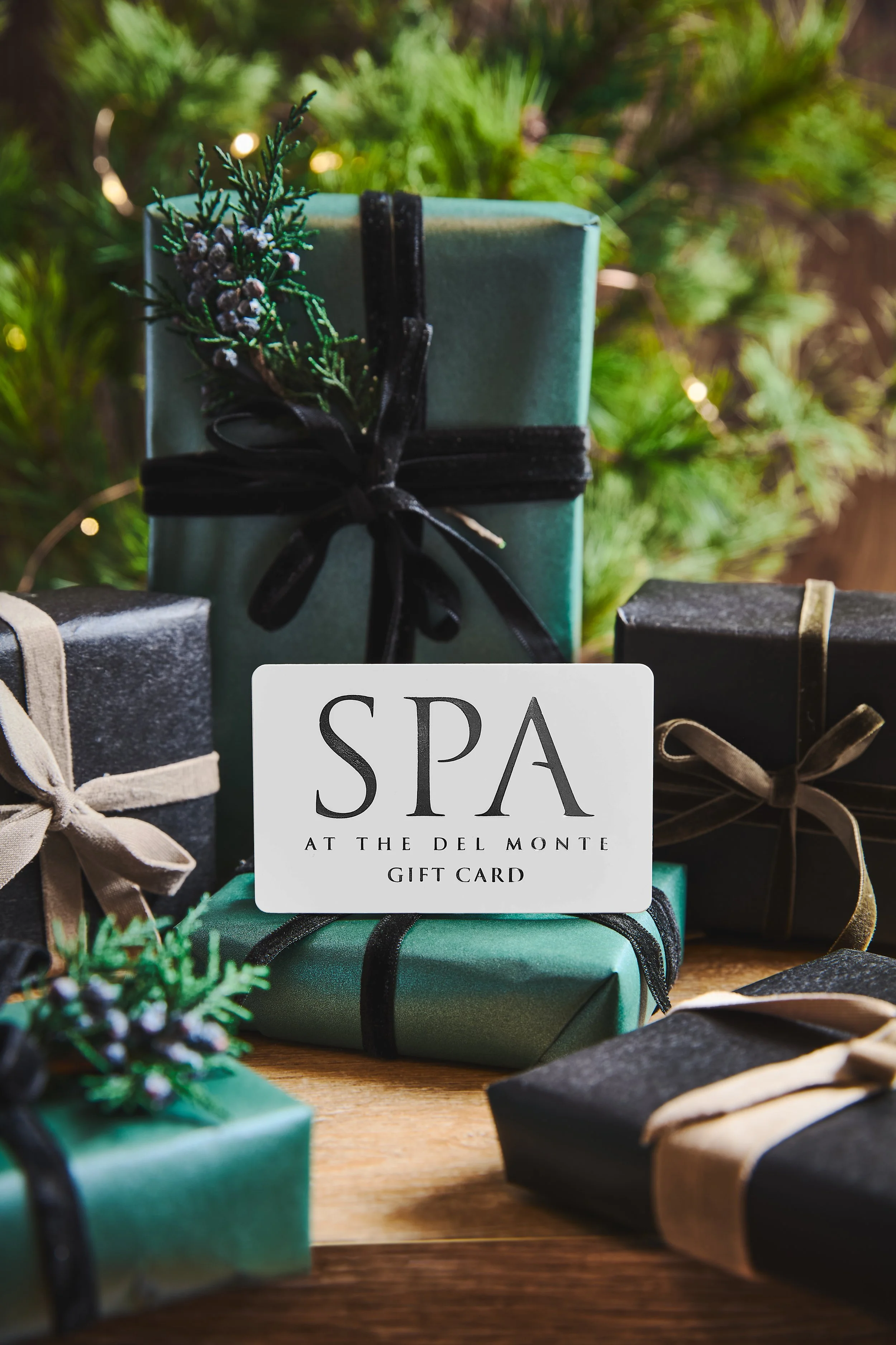 Spa_GC_Winter_Presents_2.jpg