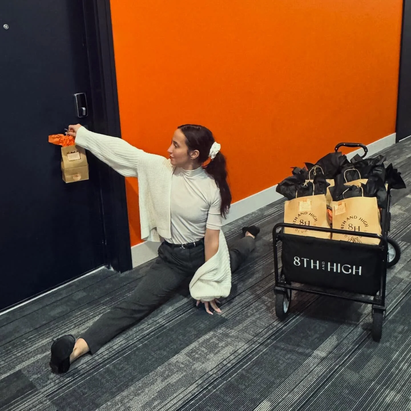 👻 We hope everyone has a fun and safe Halloween! But don&rsquo;t ghost us! Make sure your lease doesn&rsquo;t split before you renew! 🎃🕸️

#theohiostateuniversity #columbusohio #shortnorth #osulaw #osu #ohiostatedentalschool