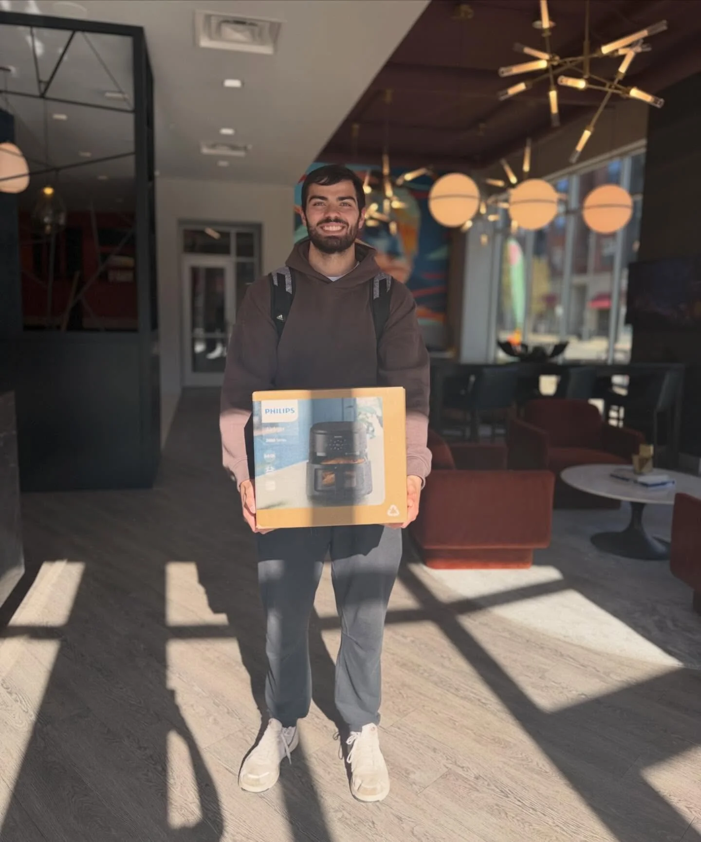 👏 Big cheers to @tyler.yingling19 , our Win It Wednesday champ! 🏅Enjoy your brand new air fryer 🍗💨If luck didn&rsquo;t hit this time, no worries, more giveaways are on the way! 🎉

#osu #theohiostateuniversityatcolumbus #8thandfly #airfryer #stud