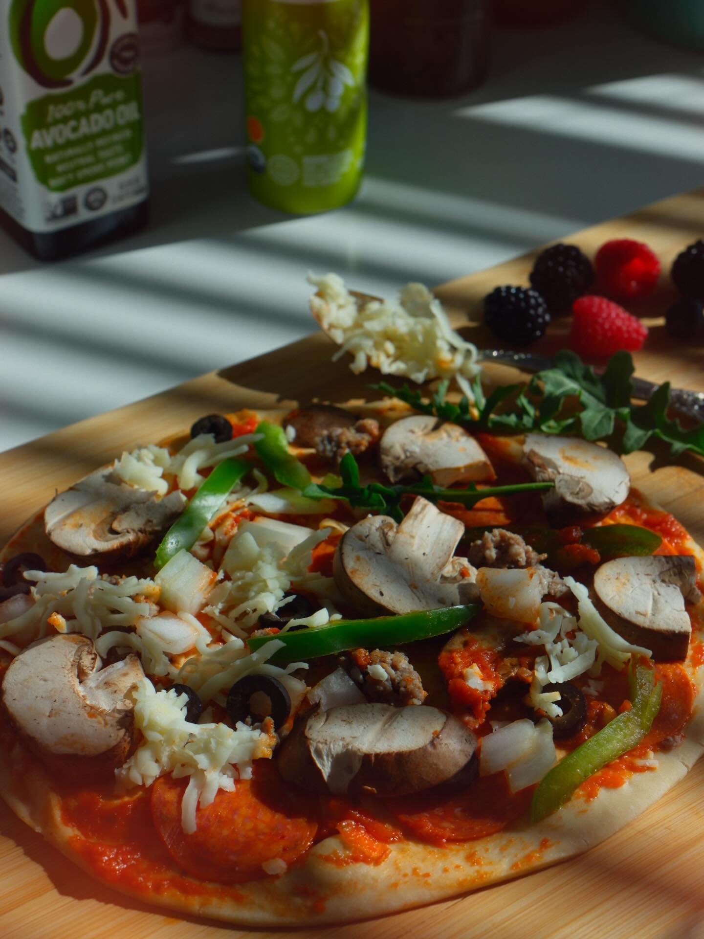 Slice, slice baby! 🍕🎉 Huge THANK YOU to everyone who came out to our pizza event! 

#pizza #leasing #8thandhigh #leasing #osu