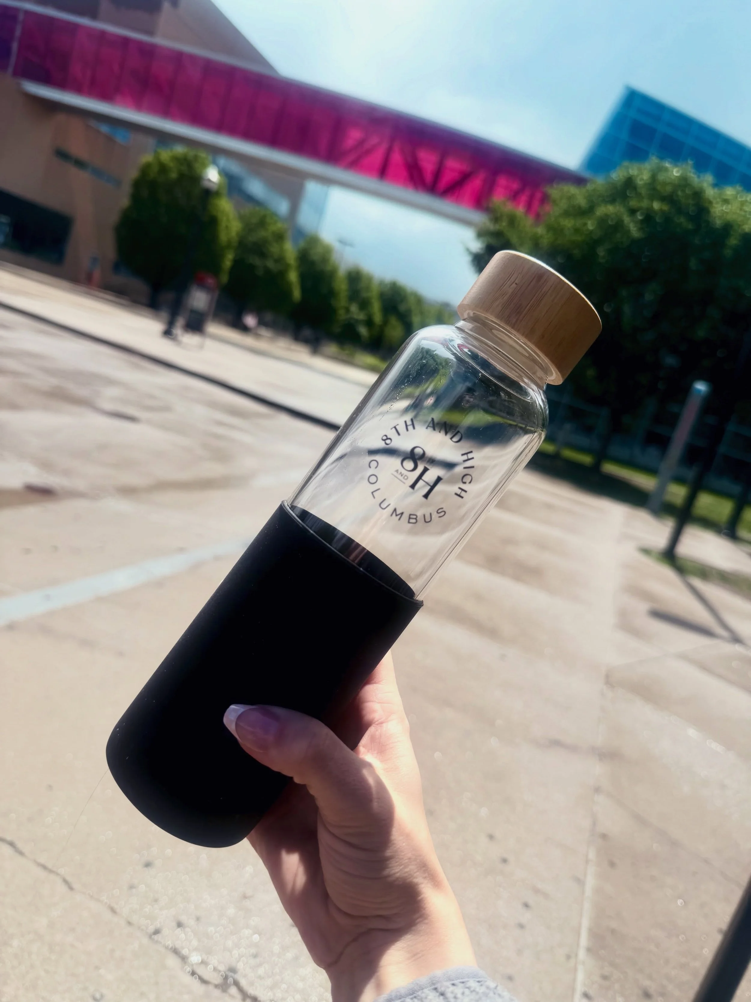 POV: your walk to the RPAC starts with grabbing your favorite water bottle at 8th &amp; High 💧✨🏋️&zwj;♂️🌰

#8thandhigh #leasing #theohiostatebuckeyes #columbusohio #gainz