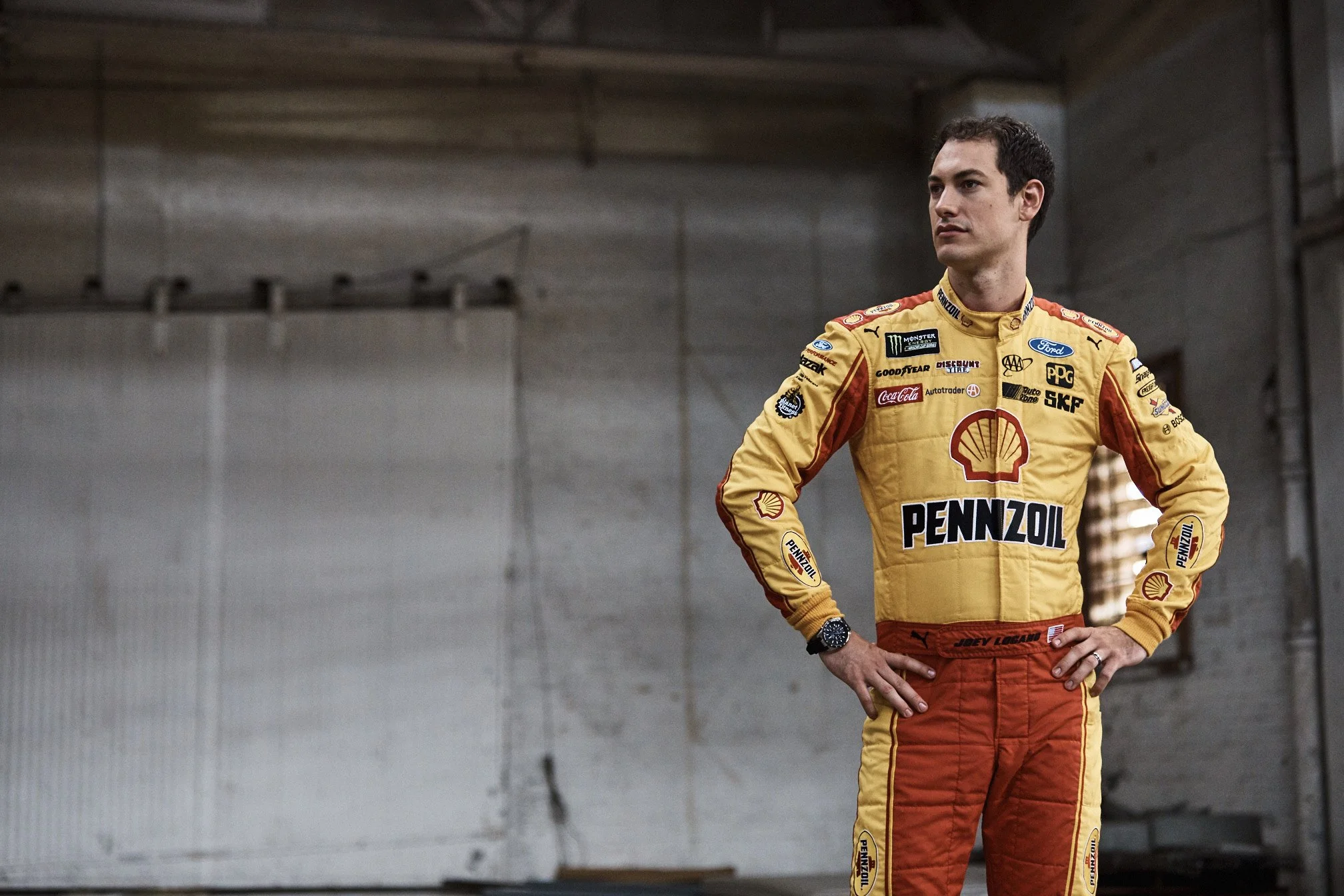 16 Joey Logano_Y5A8500.jpg