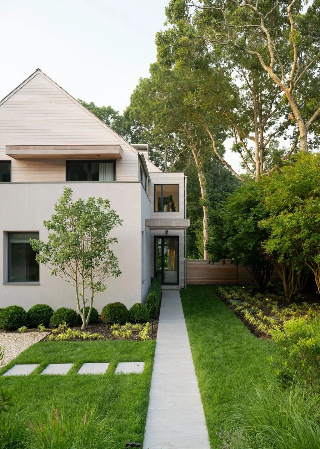 sag-harbor-ny-architectural-photography-exterior-tori-sikkema-photography-danielle-fennoy-revamp-6649.jpg