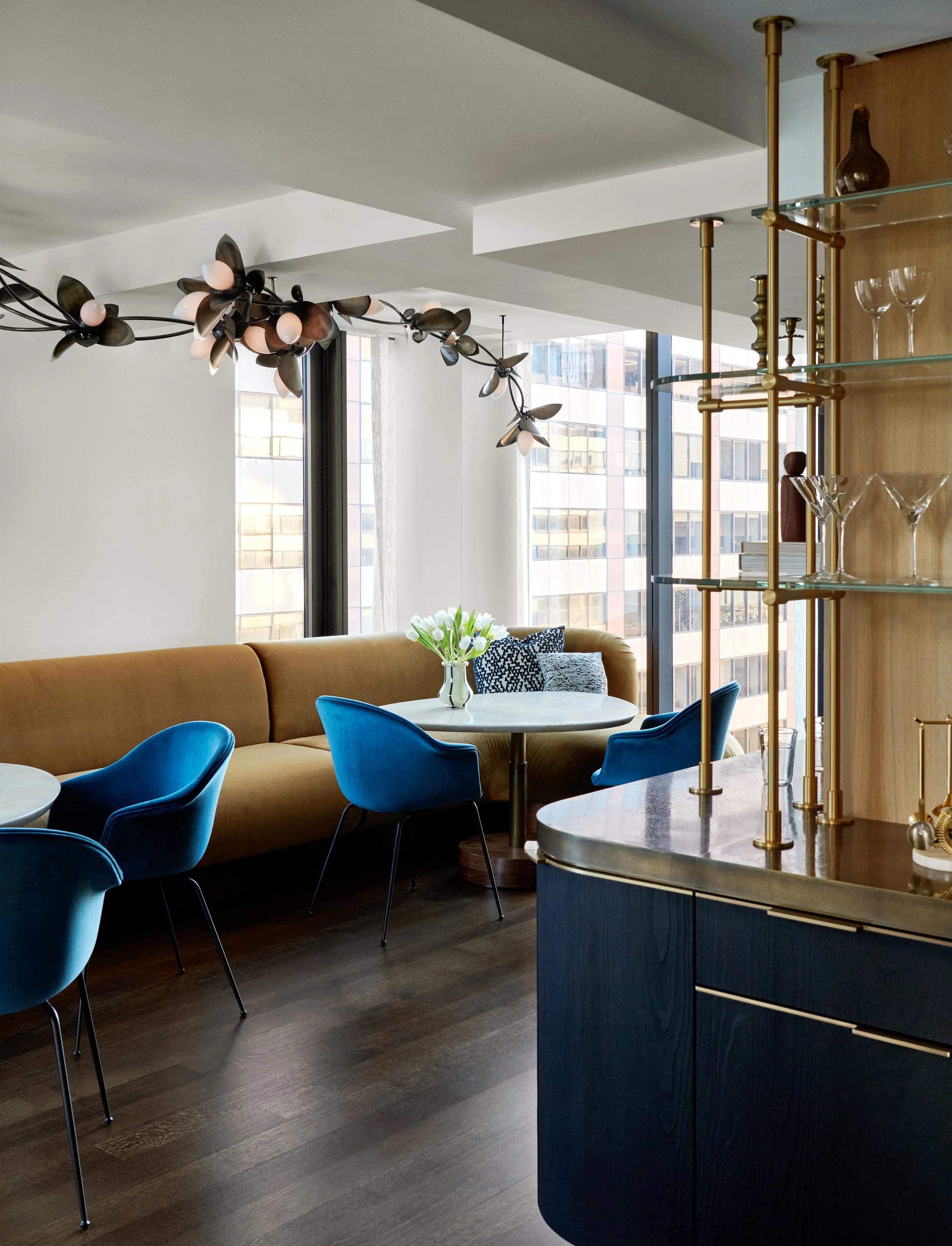 REVAMP_TIMMER_3195-lights.jpg