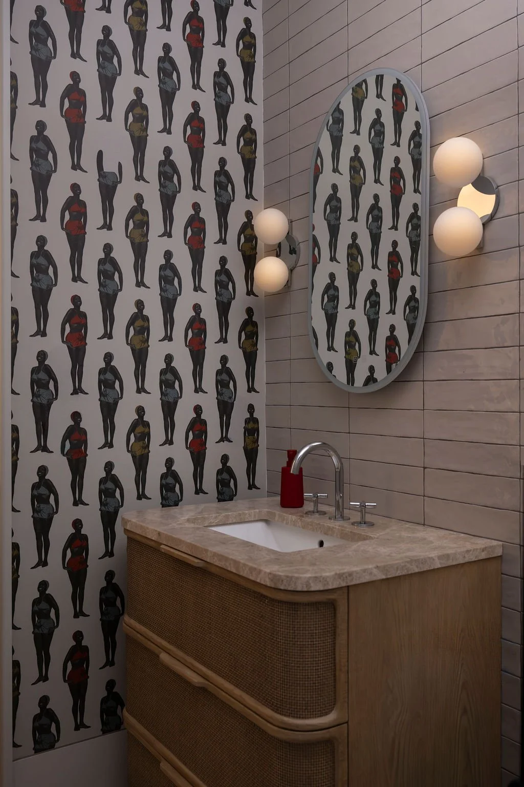 sag-harbor-ny-interior-design-photography-guest-bathroom-tori-sikkema-photography-danielle-fennoy-revamp-281-Copy1.jpg