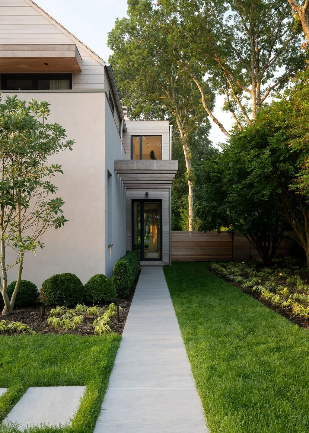 sag-harbor-ny-architectural-photography-exterior-tori-sikkema-photography-danielle-fennoy-revamp-6646.jpg