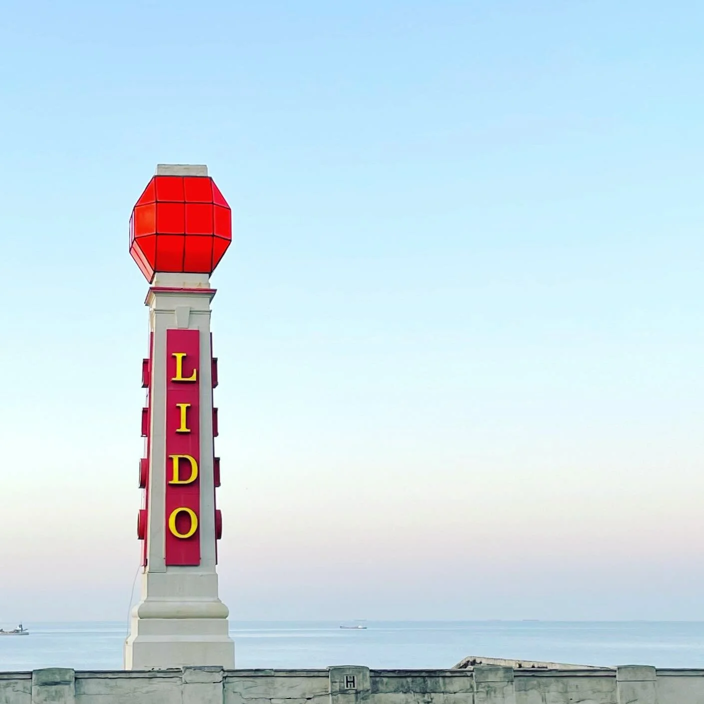L I D O 

One of the most frequently asked questions we&rsquo;re asked is &lsquo;What *is* the Lido?&rsquo; With The Lido Stores Gallery situated directly opposite the Lido obelisk &ndash; giving the gallery the best view on the terrace &ndash; it&rs