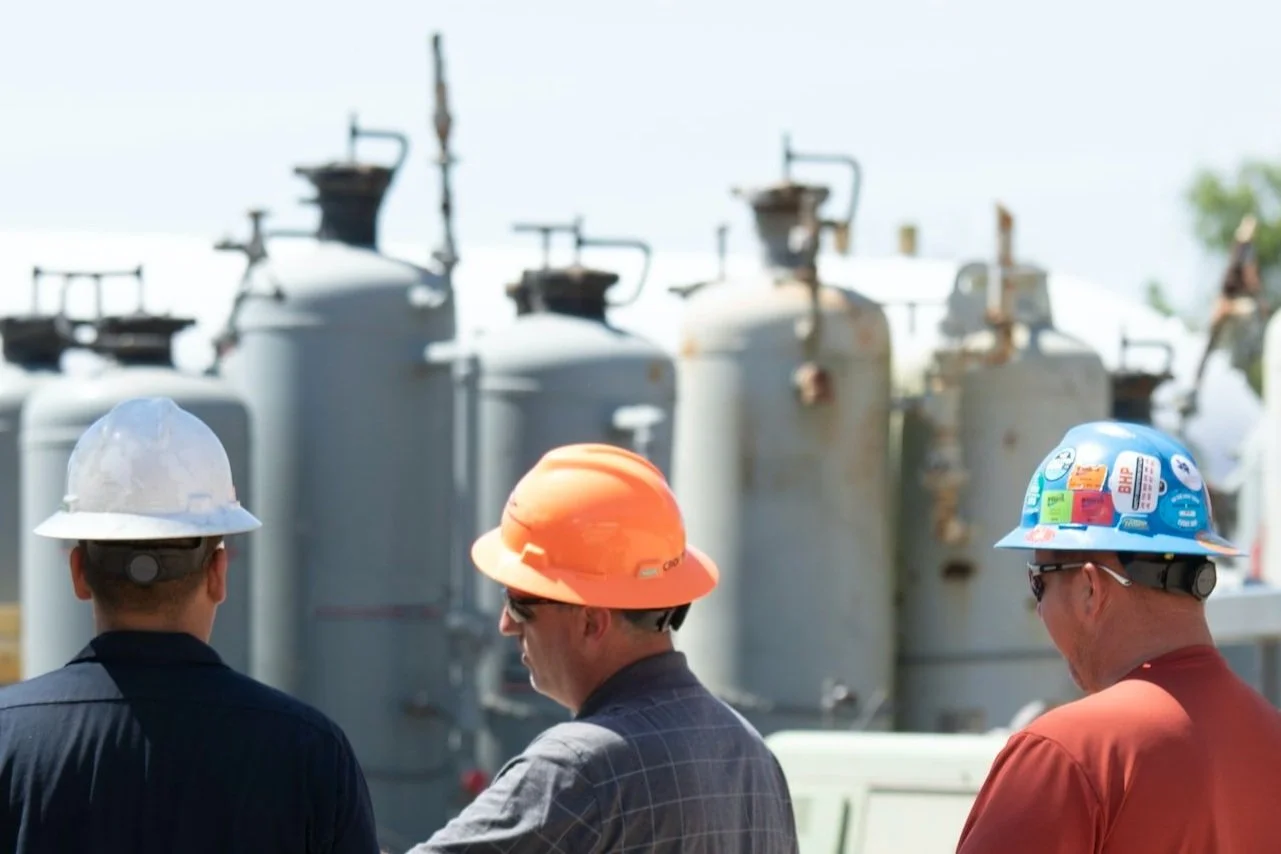 "Why Oil and Gas Service Companies Need a Strong Marketing Strategy to Succeed in Today's Competitive Market"