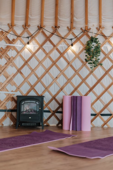 Gullivers Wellness Yurt 1.png