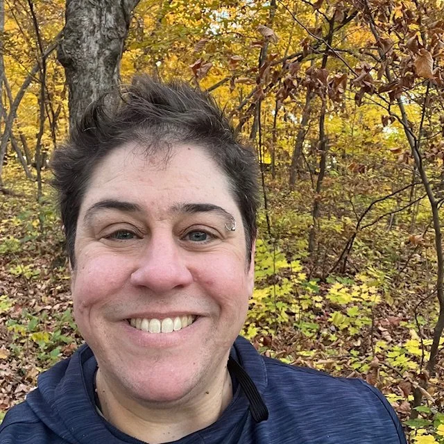 About a year ago, I reached out to a team lead whose fundraising team at a major Twin Cities nonprofit was struggling.

They were tired. Morale was low.

And even after bringing in DISC, nothing shifted.

We started with two executive coaching sessio