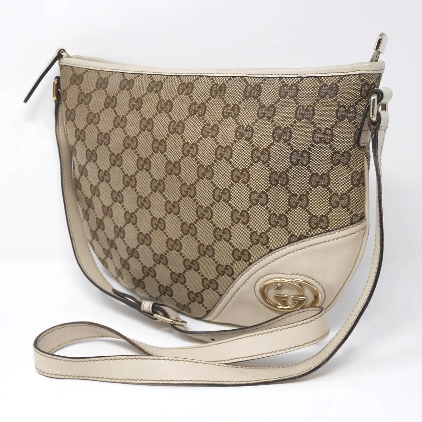 Britt crossbody bag hotsell