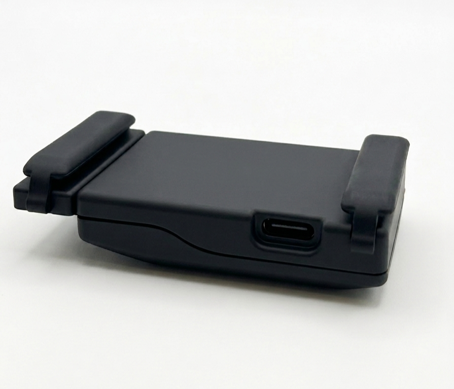 Llume_pod_back.png