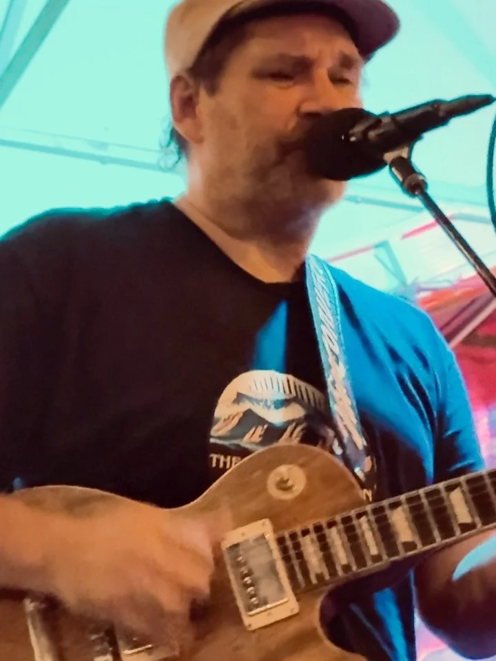 Scroll for full song &mdash;> &ldquo;Help Me&rdquo; Live Cover Vince Converse | Josh Hindmarsh | Hot Tonic &mdash; Victoria Woods (bass) &middot; Mark Griffith (drums)

Northend Taphouse, June 24.
Written by Sonny Boy Williamson II, Willie Dixon &