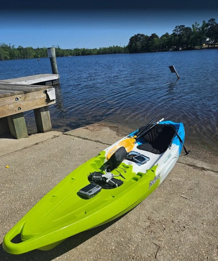 There’s something special about solo adventures on the water. π£‍βοΈβ¨
Just you, nature, and endless ways to capture the moment! From epic drone shots to pure peace of mind. ππΈ
Tap the link in our bio to find a location near you!
π 45+