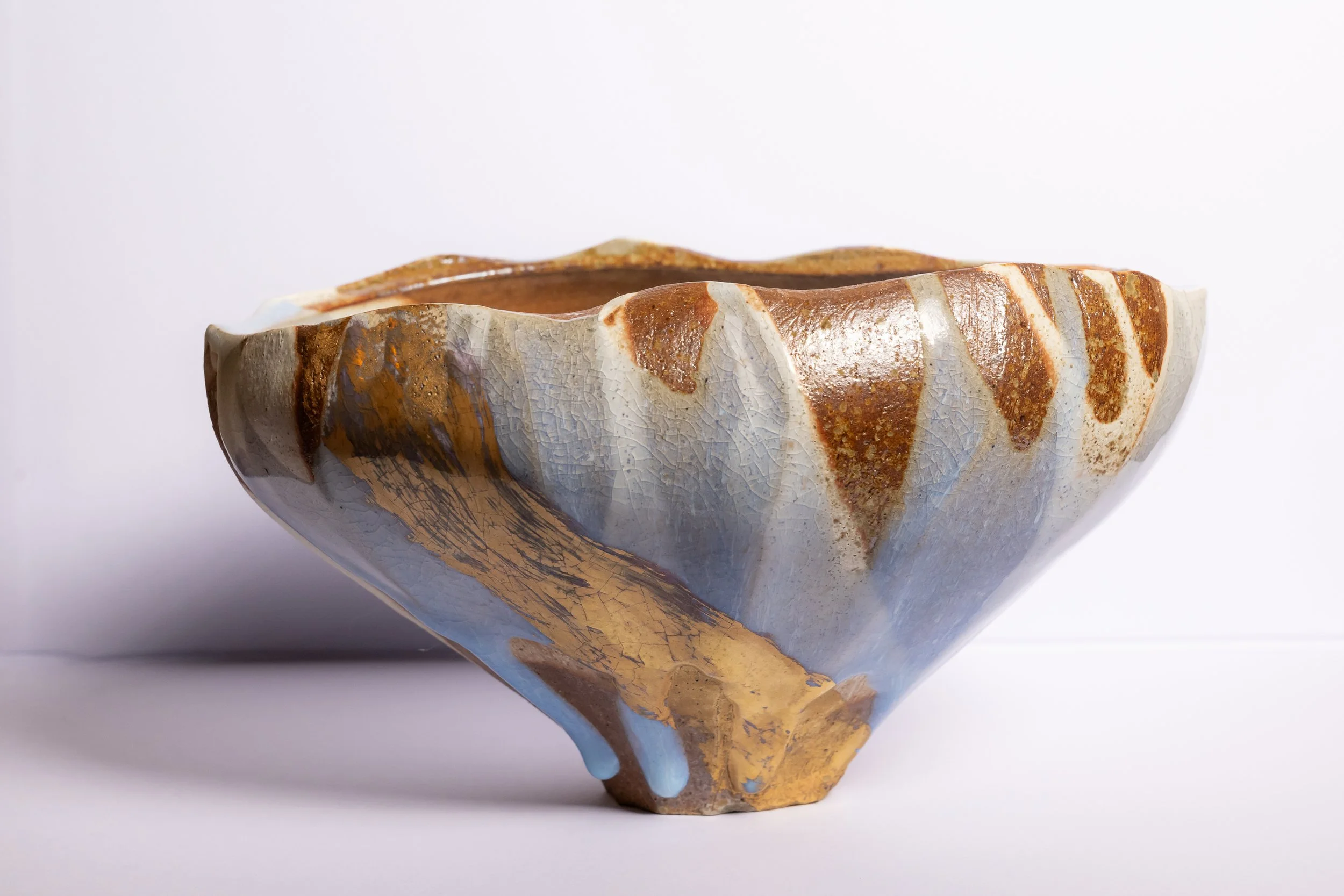 10. BOWL/GEPPAKU GLAZE WITH GOLD 23.0 X 17.0 X 12.6 CM 