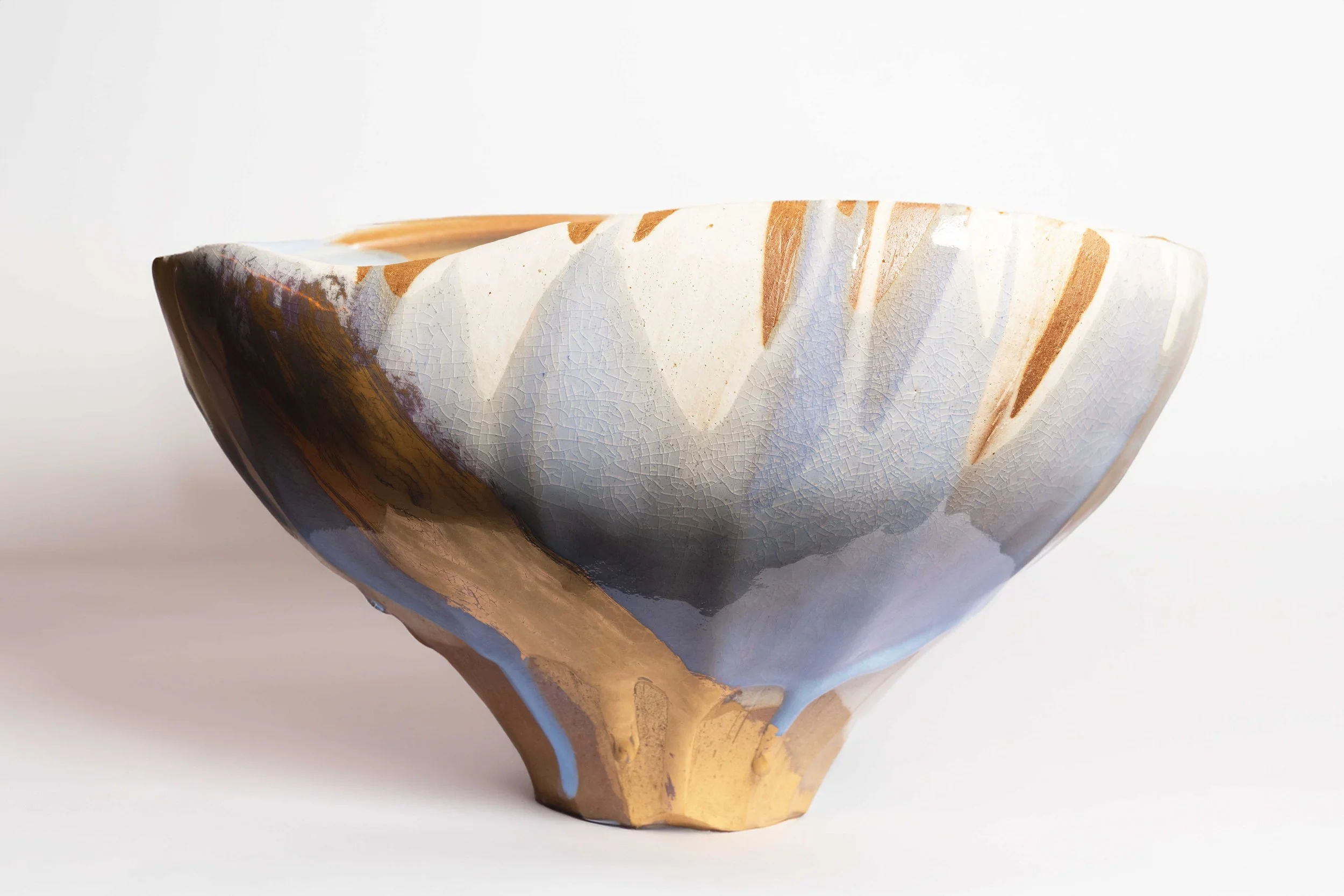 8. BOWL/GEPPAKU GLAZE WITH GOLD 38.0 X 25.0 X 22.4CM 
