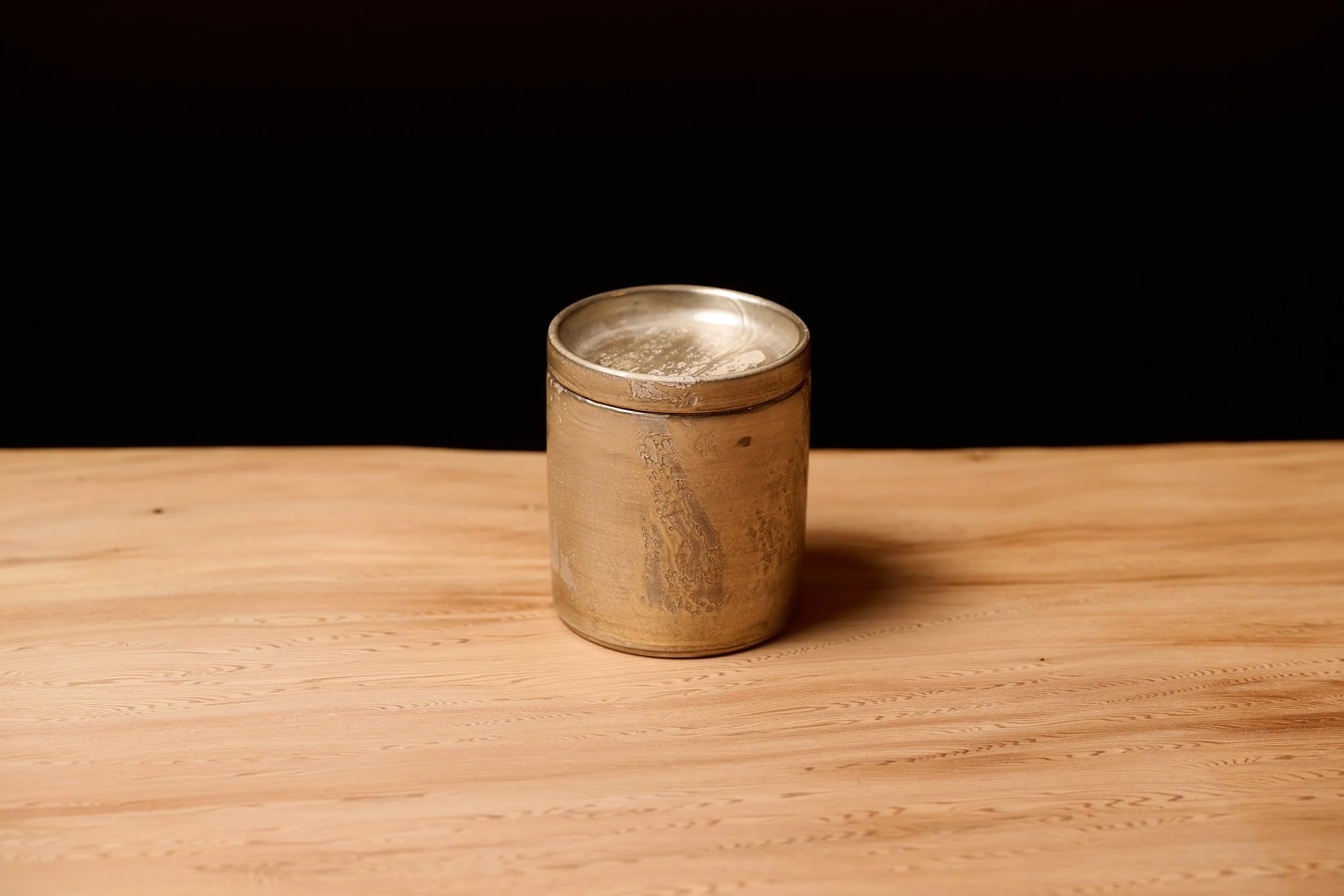 SILVER LACQUER VESSEL 

$650