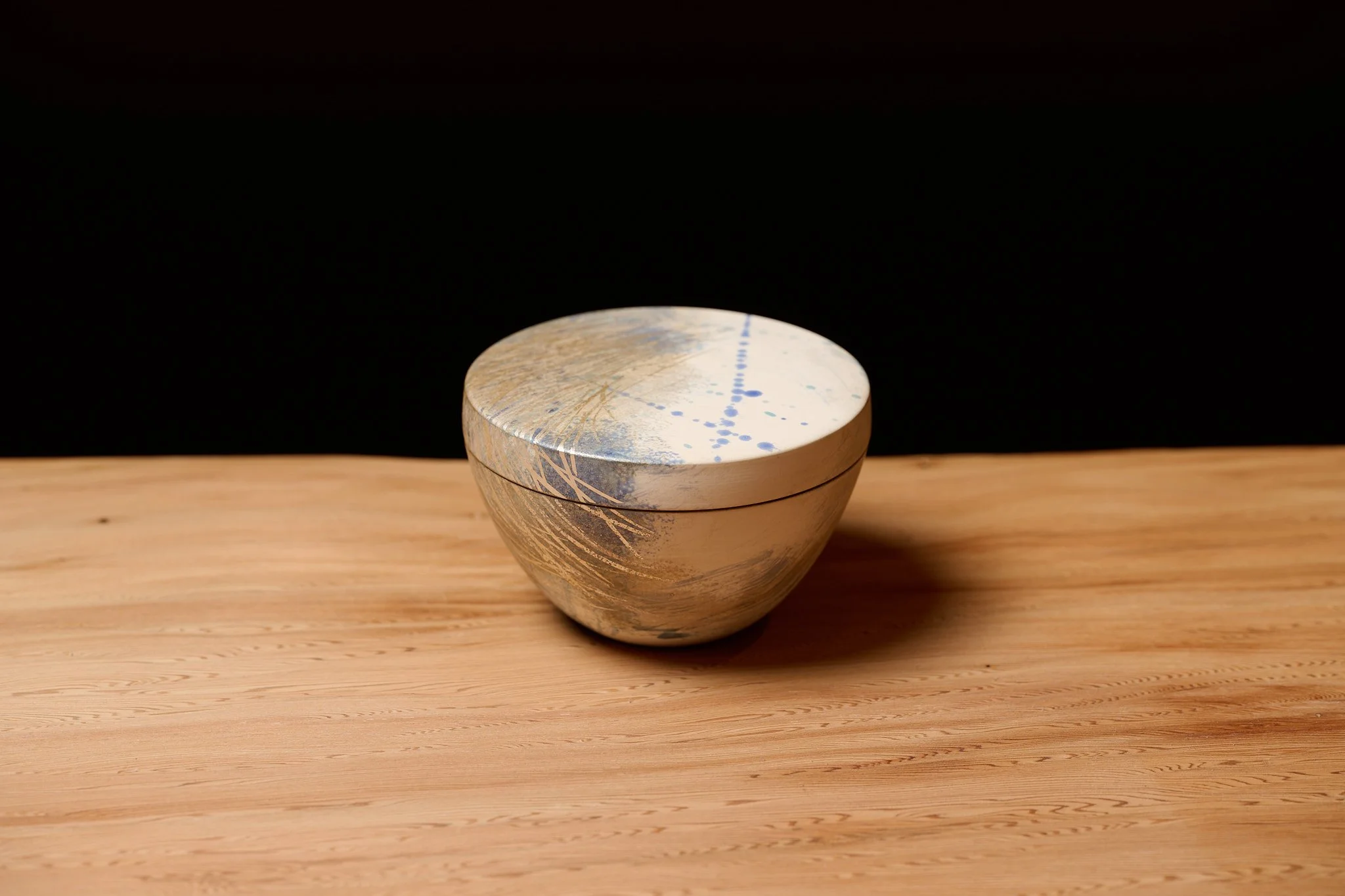 SILVER LACQUER CERAMIC BOX 
“SORA NO UMI(THE SEA OF THE SKY)”

$1,800