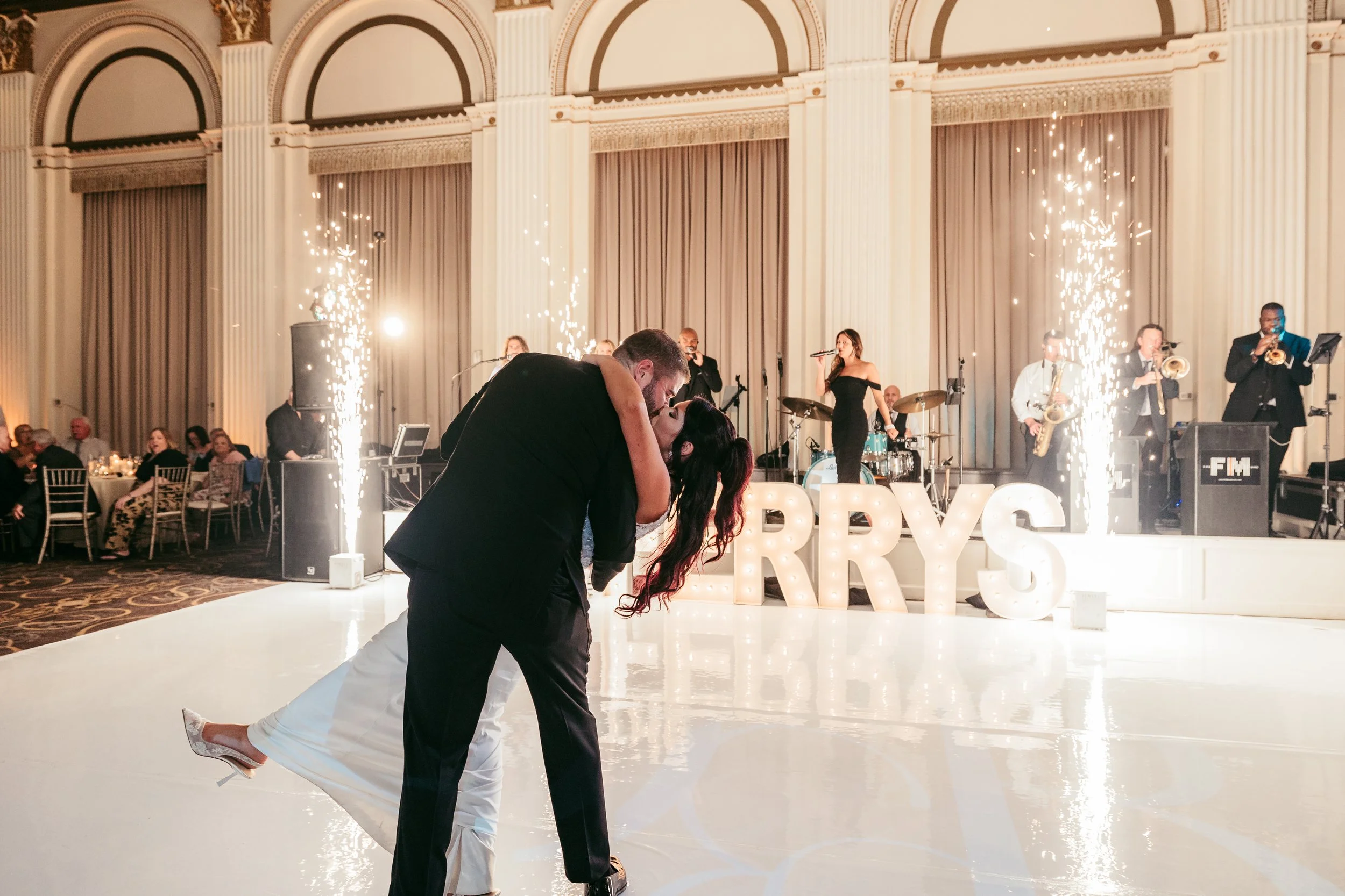 Dana + Brian - The Ben - Wedding Photography999.jpg