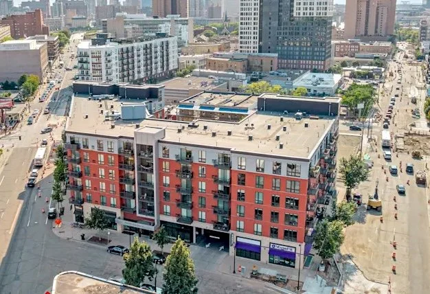 Red 20 Apartments