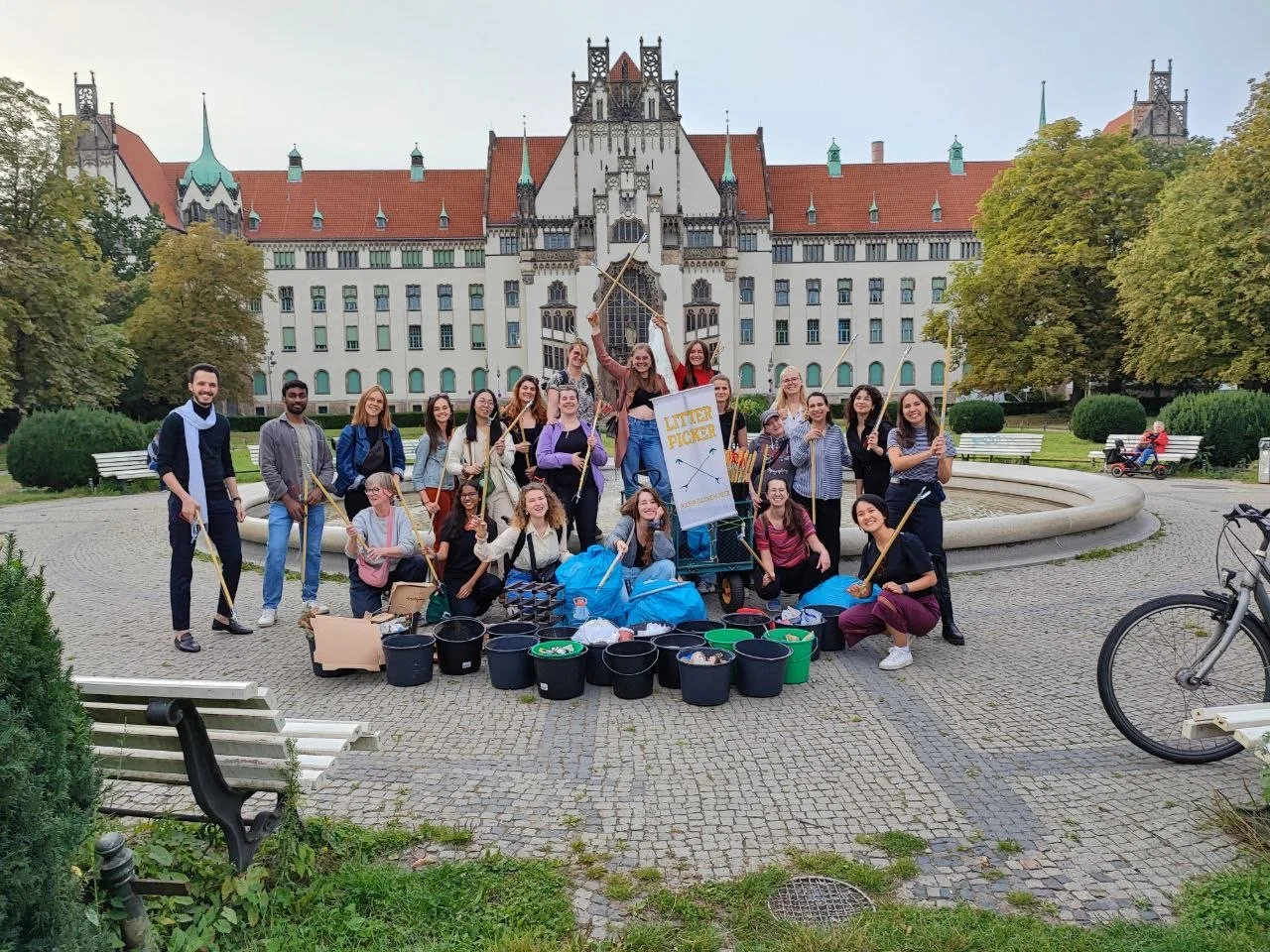 September ‘23 Berlin Rooftop Picnic