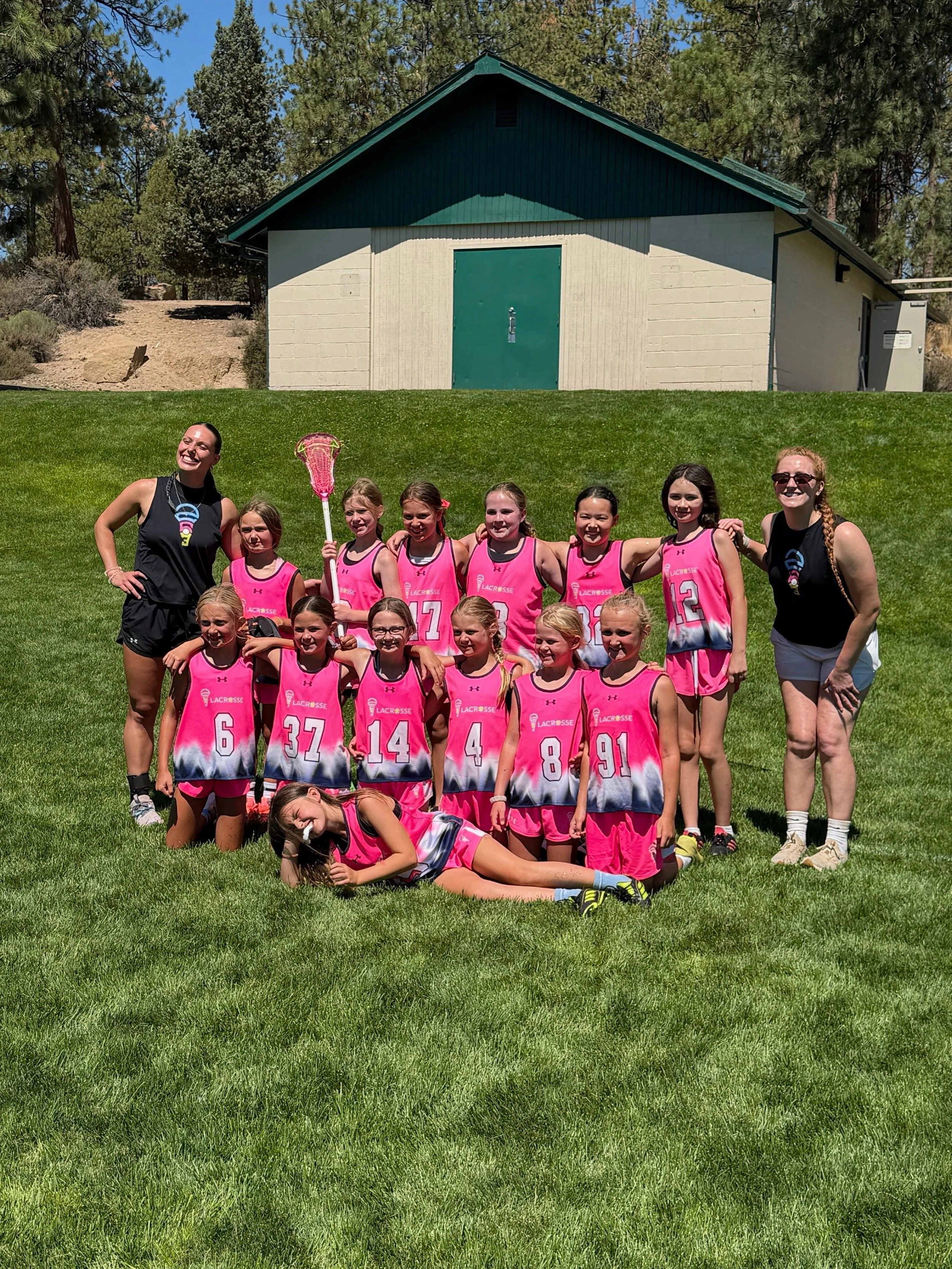 Luna finished the season out strong making it to the championship game @cascadesummershootout ! We are so proud of every single one of these girls. They worked hard and it showed on and off the field! ⭐️💕