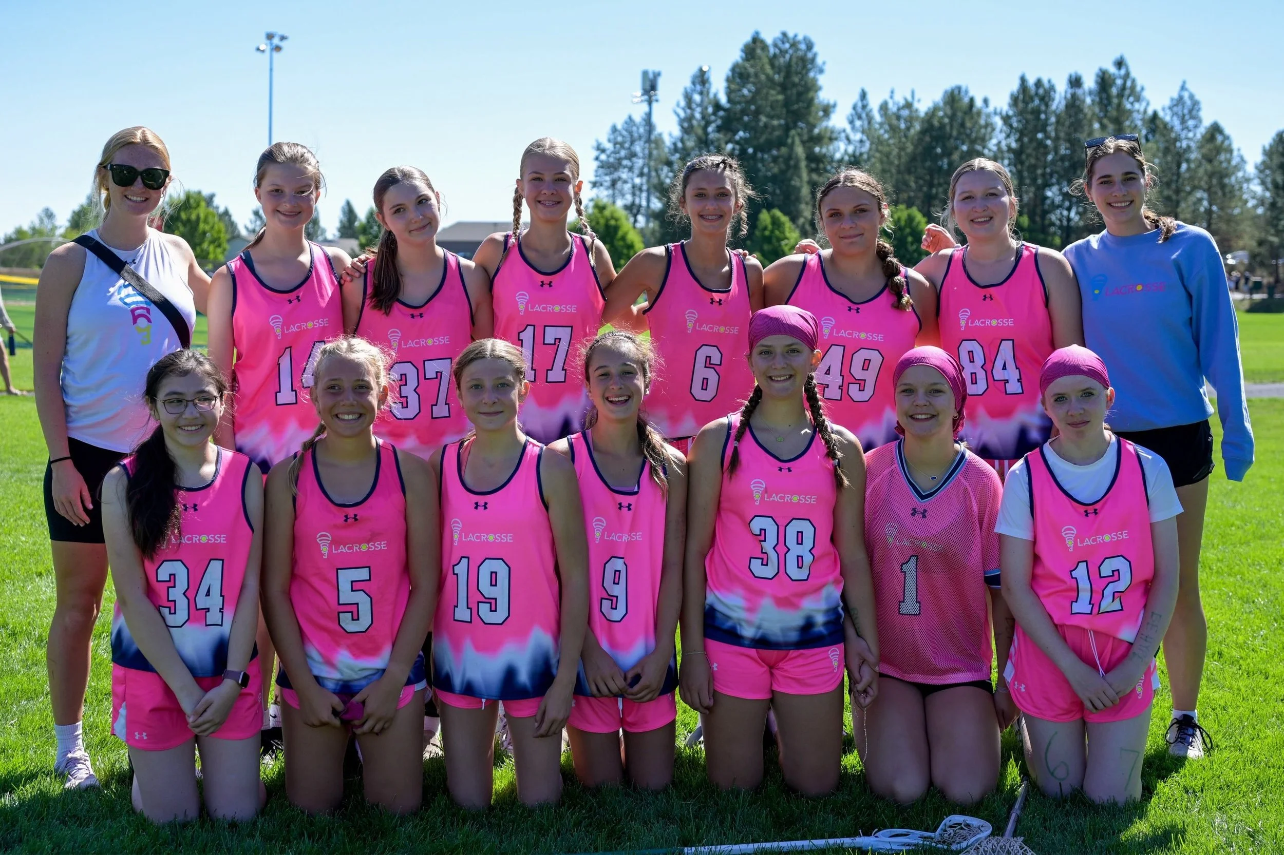 Sahale concluded their epic summer season at Cascade Summer Shootout. These girls improved not only their skills but also their mental game this summer! 💕⭐️