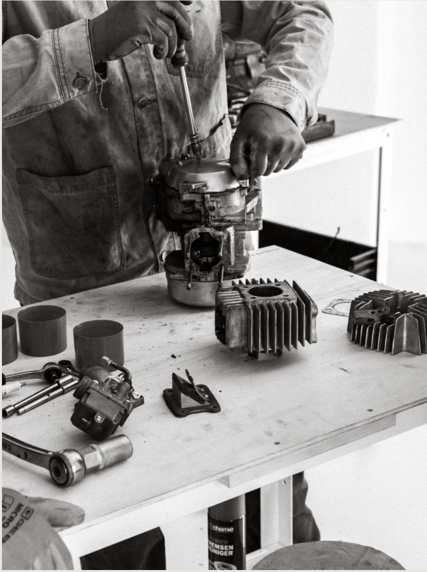 SLOW BUILD CLUB ・ Foundation