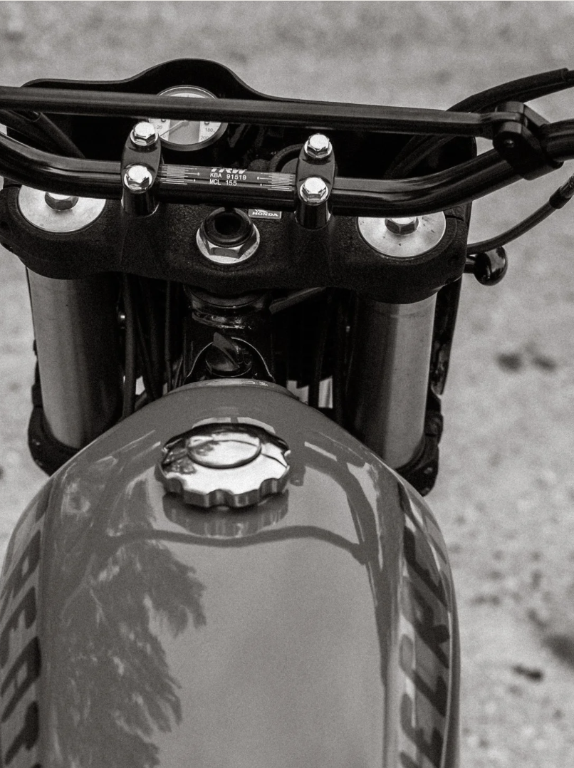 SLOW BUILD CLUB ・ Custom Parts