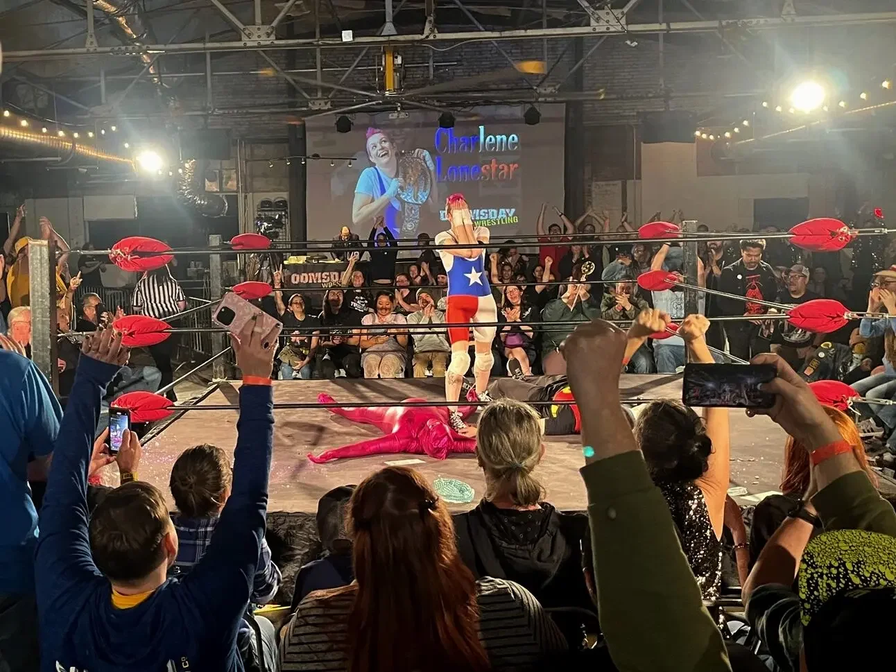 Fans bid a ‘Tex’-sized farewell to Houston’s Doomsday Wrestling
